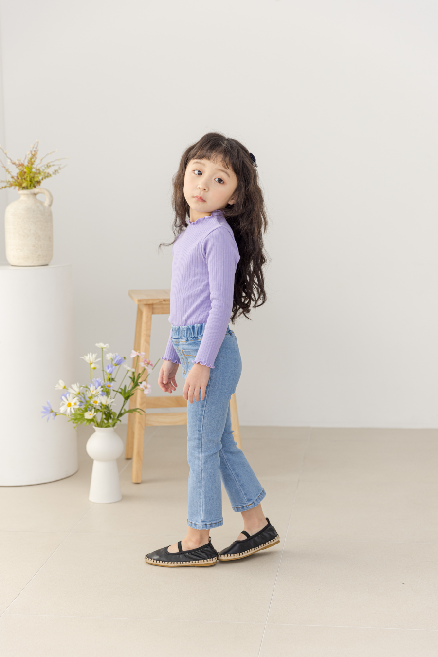 韓國 Orange Mom - 鬆緊腰牛仔喇叭褲-淺藍