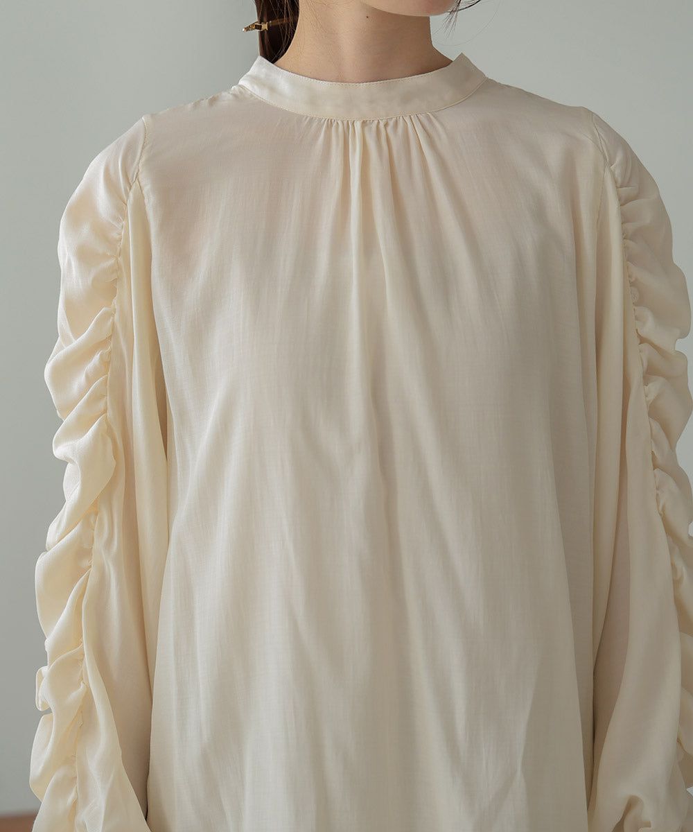 日本 Bab - 嫘縈柔滑抓皺薄長袖上衣-米杏