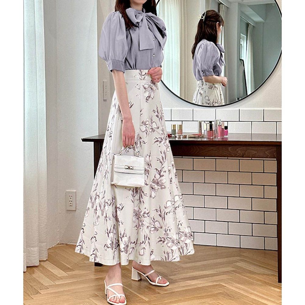 浪漫碎花修身長裙-淺米杏