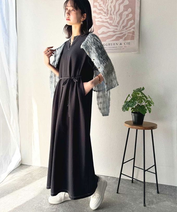 日本 Classical Elf - 鑰匙領綁帶休閒感縫線短袖洋裝-米杏