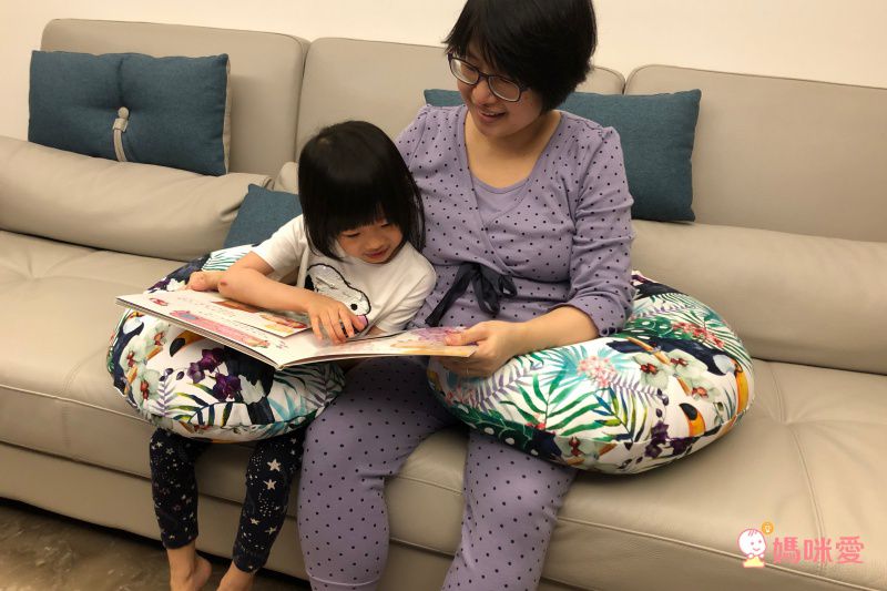 波蘭 Ceba Baby - C型多功能孕婦枕-淺灰星芒