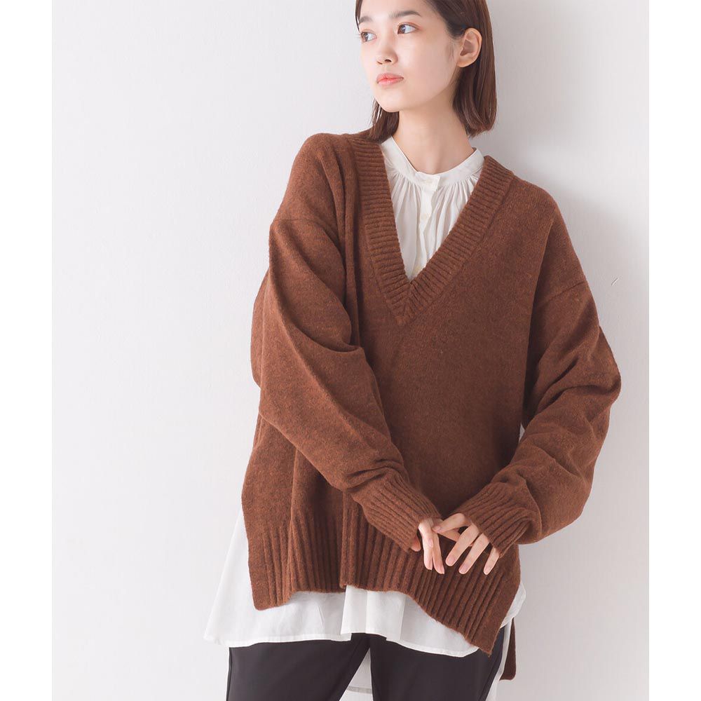日本 OMNES - 羊毛混舒膚V領針織毛衣-深可可-3025