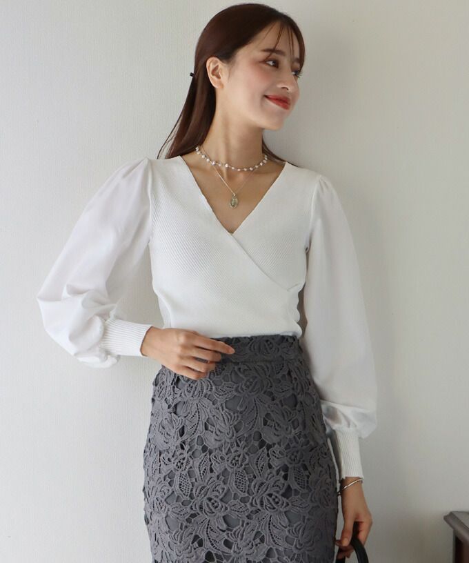 日本 BLUE EAST - V領羅紋拼接泡泡長袖上衣-藍灰