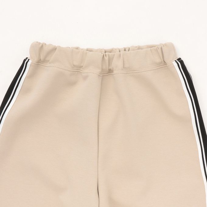 日本 b-ROOM - 通勤方便側邊條休閒短褲-淺卡其