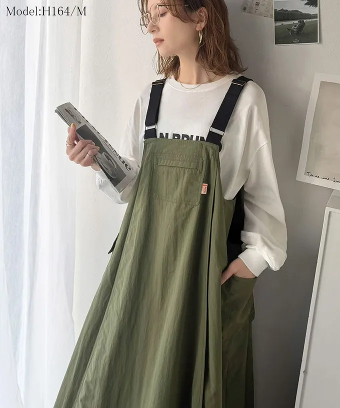 日本 Classical Elf - Java 工裝風舒適傘擺尼龍吊帶裙-軍綠