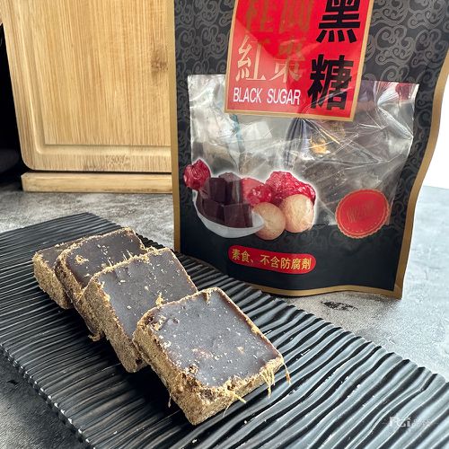 老薑&桂圓紅棗黑糖塊(140g)_3包組-1包/140g