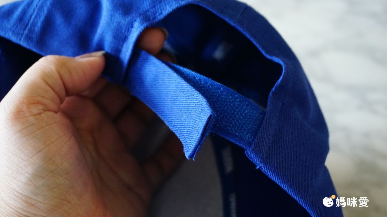 卡通英雄兒童棒球帽-蜘蛛人眼睛(黃英文字)-紅+深藍