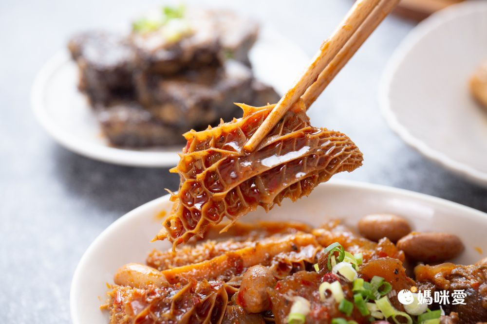 爆汁飽滿內餡！【立祥公寓】手工黑豬肉水餃 外皮Ｑ彈