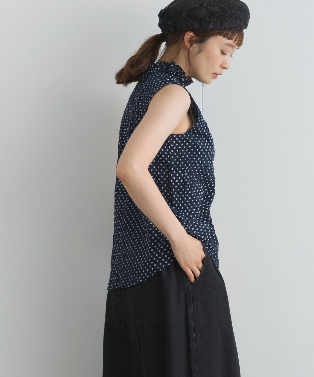 日本女裝代購 - 木耳領楊柳感無袖上衣-直條紋-深灰藍