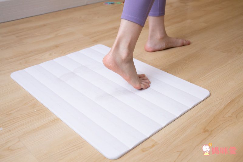 森呼吸 - 台灣製波浪人體工學珪藻土吸水地墊/ 1入組-白 (XL)-60x40x0.8cm