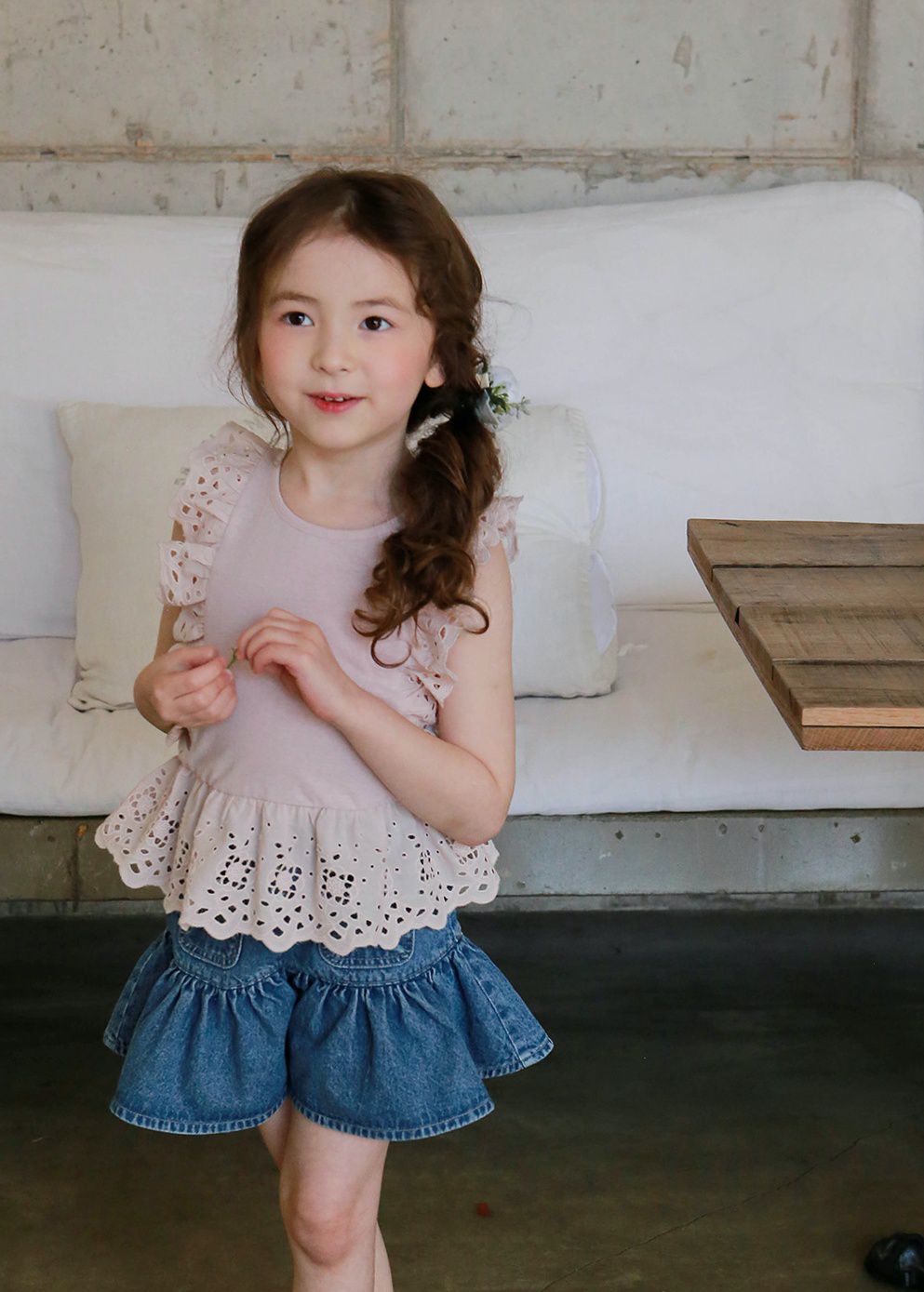 韓國 PuellaFLO - 鏤空荷葉無袖上衣-藕粉