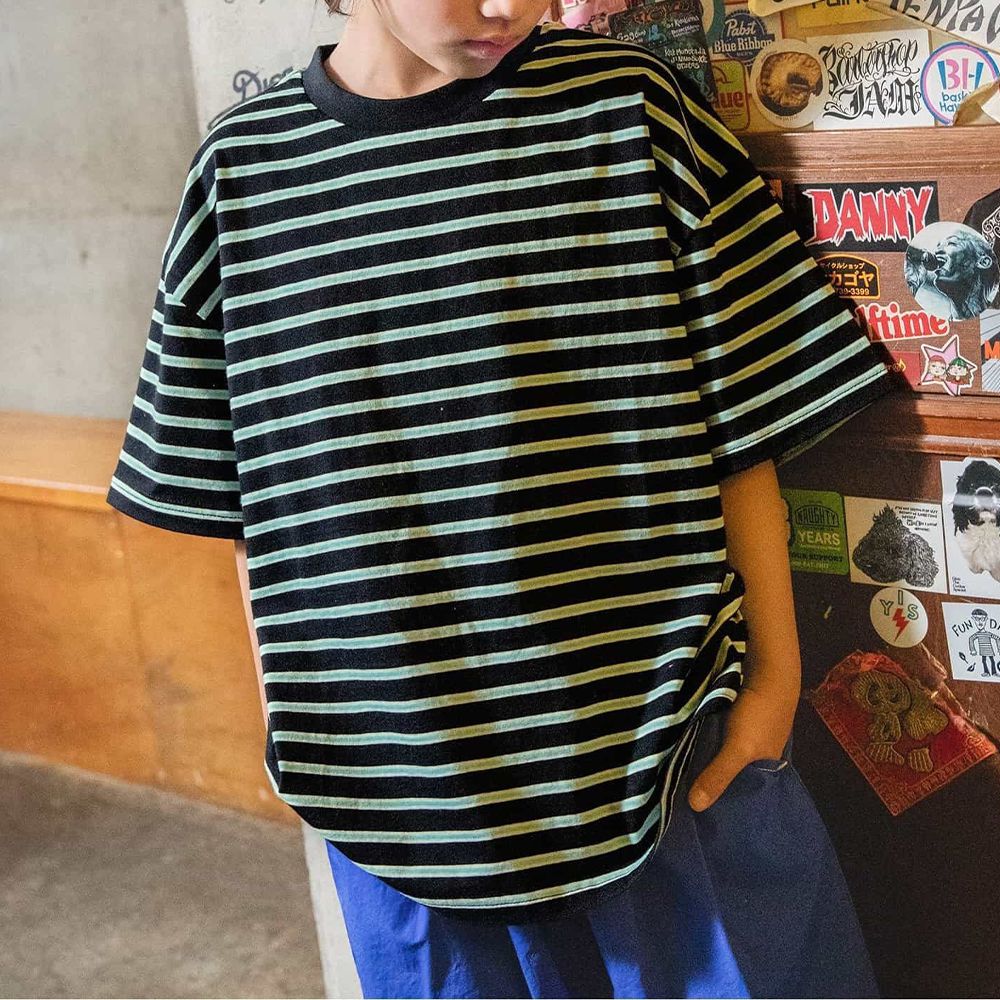 美式寬鬆感印花五分袖上衣-條紋-綠x黑