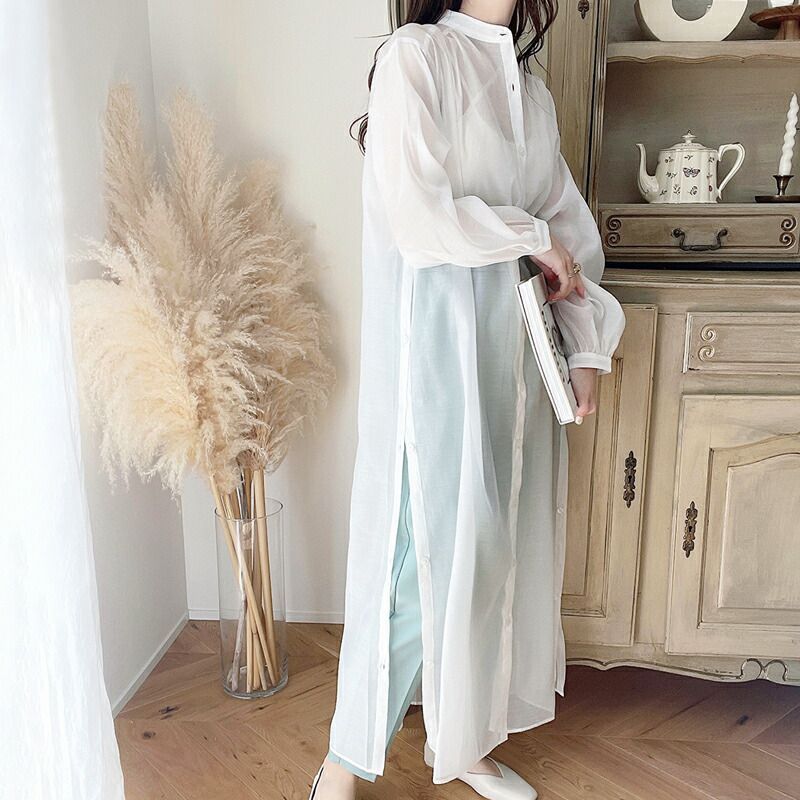 日本 Classical Elf - 2WAY穿搭透膚長版襯衫-淺綠