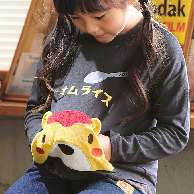 日本 ZOOLAND - 俏皮印花格紋拼接長袖上衣-療癒咖哩飯-酒紅