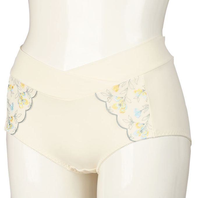 akachan honpo - 內褲 產後也可穿-小花-象牙白色