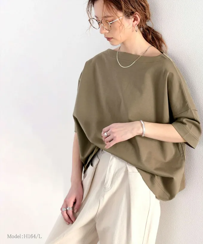 日本 Classical Elf - 船領顯瘦落肩五分袖上衣-摩卡