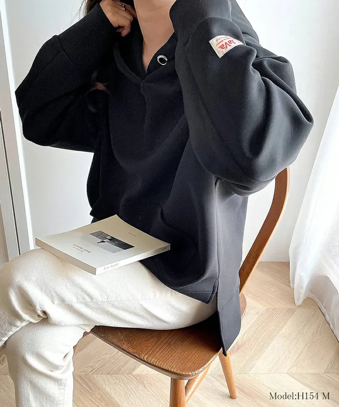 日本 Classical Elf - Java 舒適空氣棉長袖帽T-黑