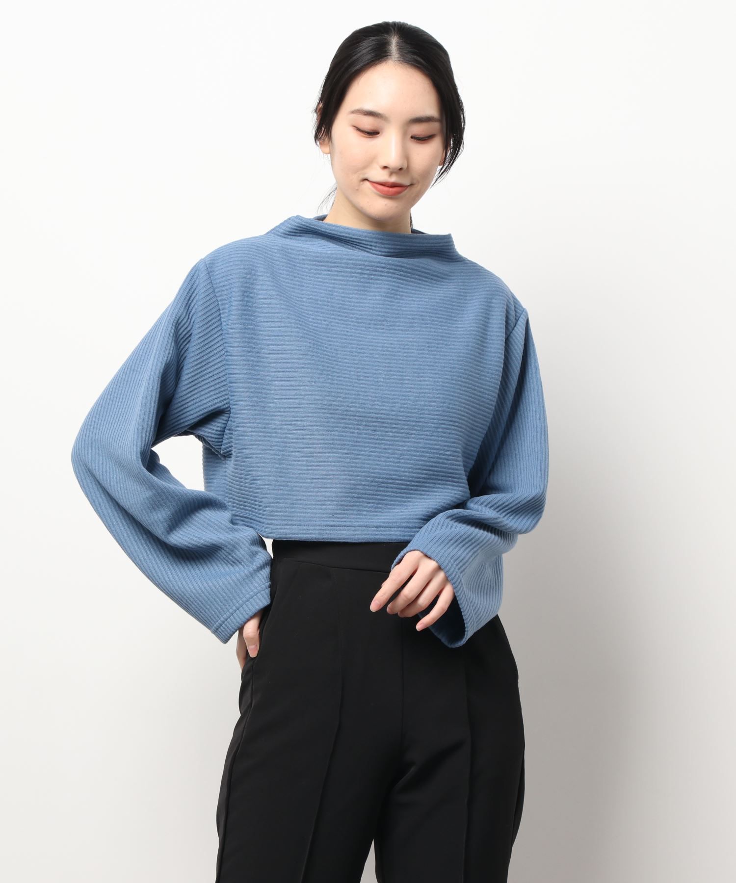 日本 Riche Glamour - 大寬口立領寬鬆短版針織上衣-灰