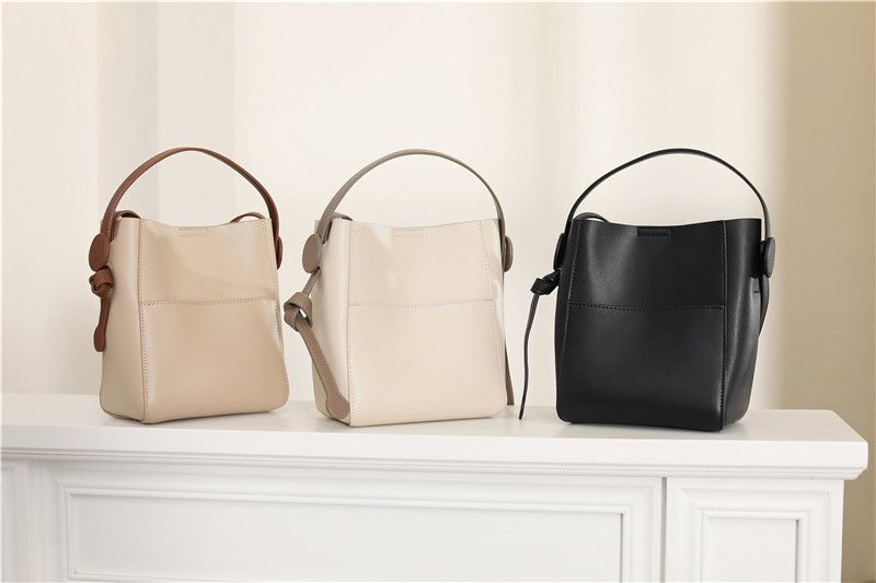 真皮復古歐美百搭單肩手提包/水桶包-杏+灰 (18x10x20cm)