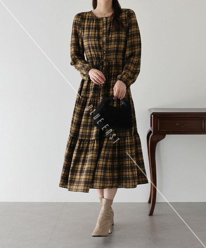 日本 BLUE EAST - 經典低調格紋分層束腰長袖洋裝-海軍藍