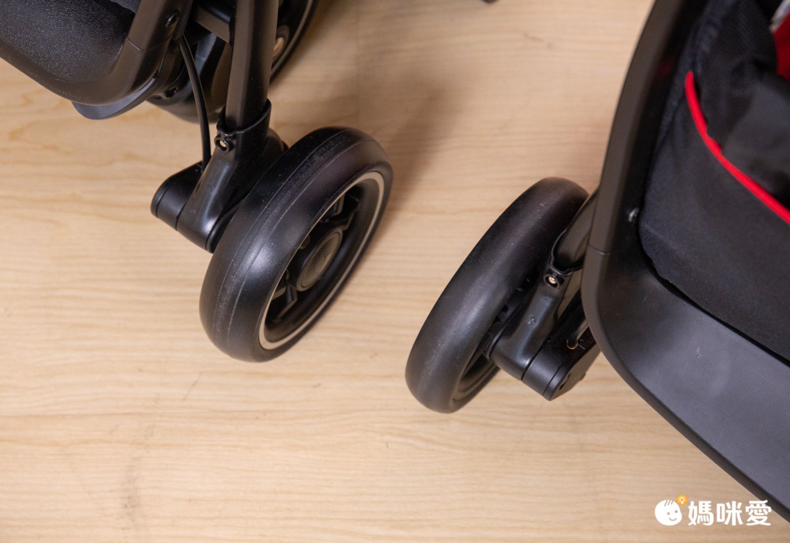 【奇哥 Joie】平台最低價28折起～超輕巧秒收折輕便型推車