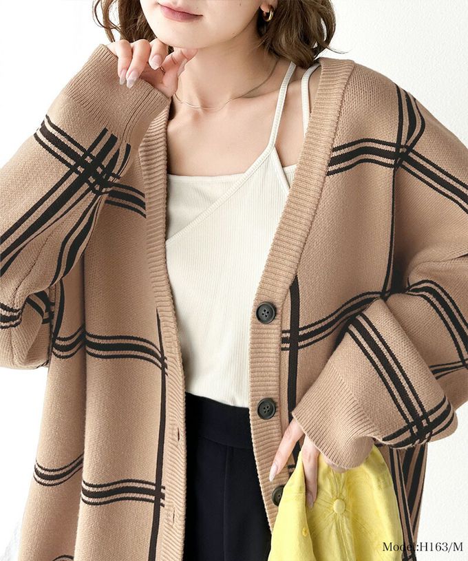 日本 Classical Elf - 歐風大格紋落肩針織外套-卡其