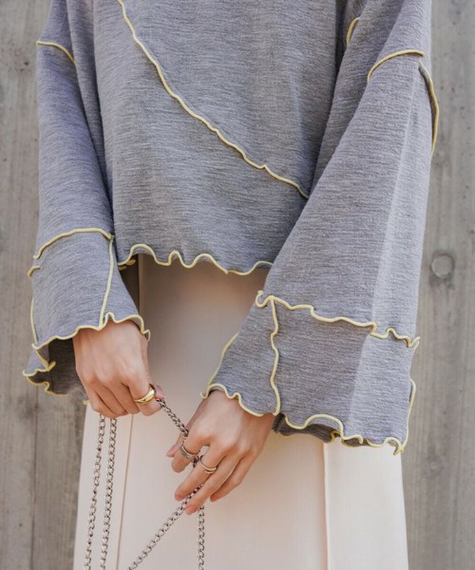 日本 Bab - 活力跳色感木耳邊大寬袖上衣-白x橘