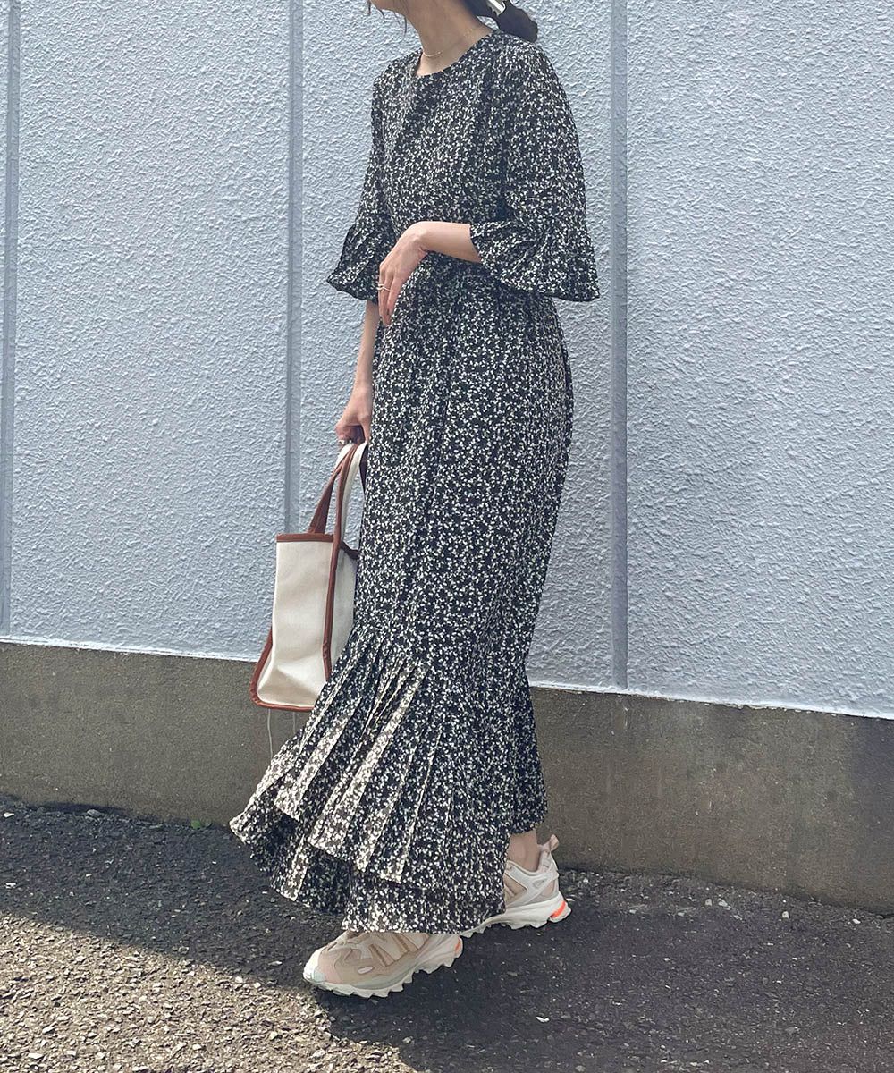 日本 Bab - 圓領碎花糖果袖洋裝-奶油白