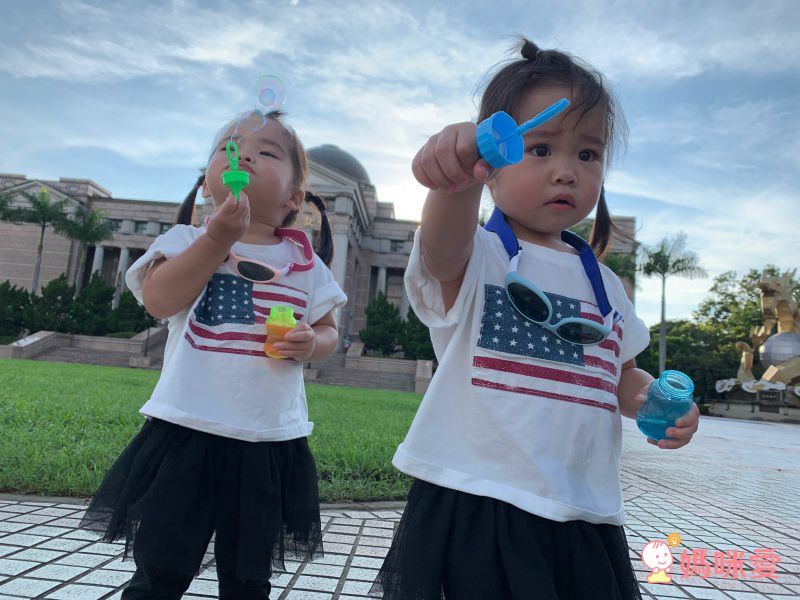 澳洲 Idol EYES - 兒童太陽眼鏡-Baby Warpz 2-粉紅色 (0-5歲嬰幼兒款)-附鏡面+一組鏡腳+兩組頭帶+透明耳掛+超細纖維眼鏡套