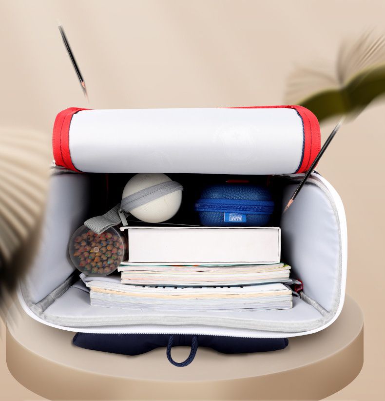 學院風卡通大容量減壓護脊書包-卡通人物鋼鐵人-黑色 (建議110-135cm)-30x19x37cm