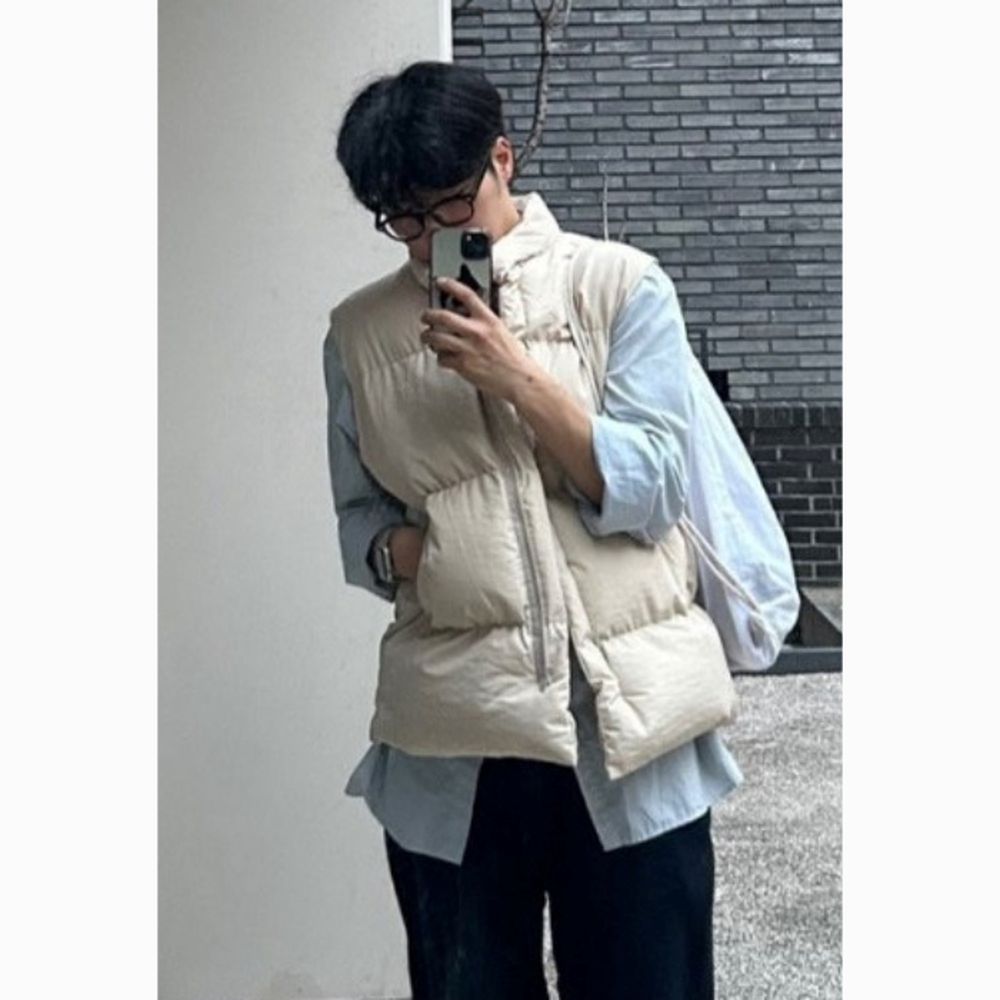 OUR (成人款)蓬鬆柔軟保暖科技羽絨背心-象牙白 (ADULT/FREE)