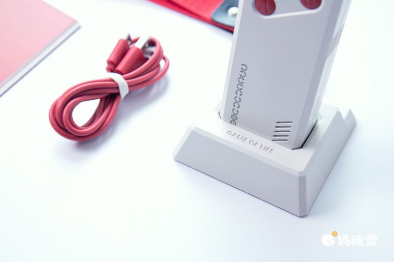 OnPro - 電競風潮流手風扇-電競黑-UF-iFUN