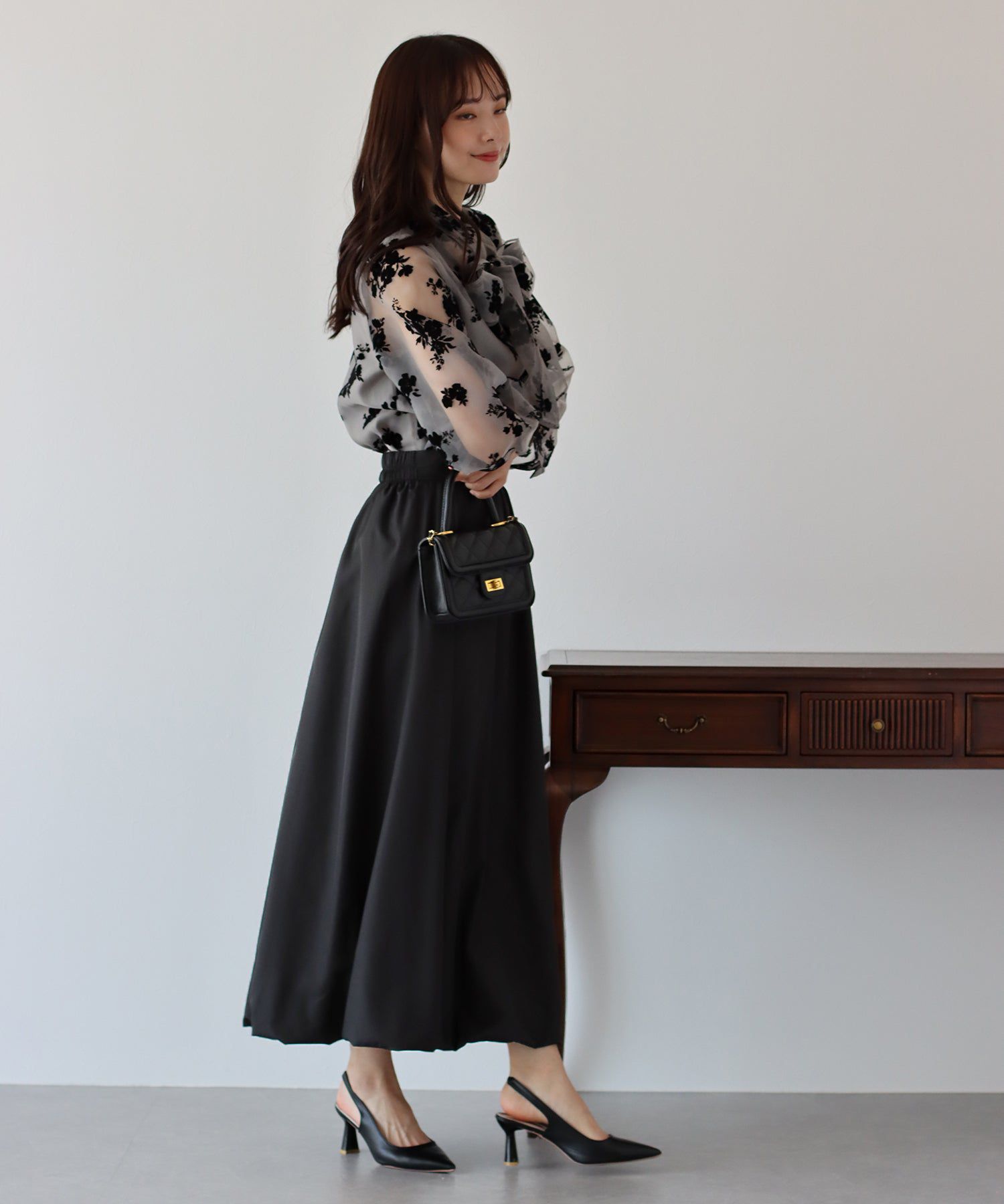 日本 BLUE EAST - 簡約時尚定番氣球裙-米杏