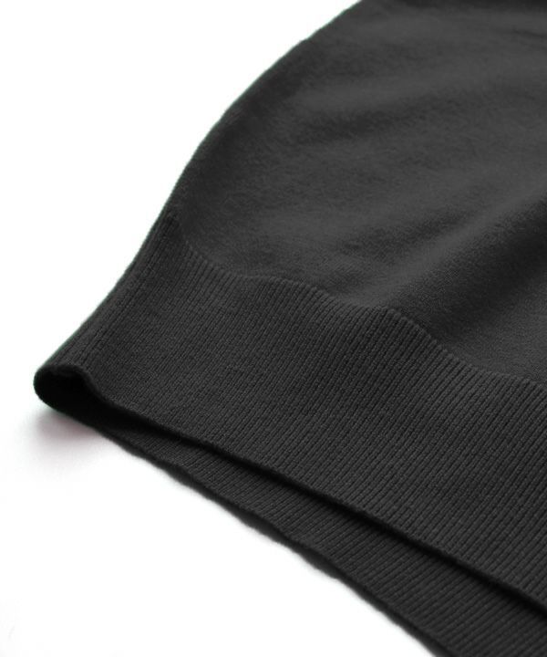 日本 zootie - 顯瘦船領氣球袖薄針織上衣-黑