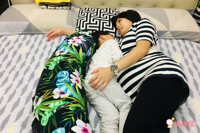 波蘭 Ceba Baby - U型多功能孕婦枕-圓鑽幾何