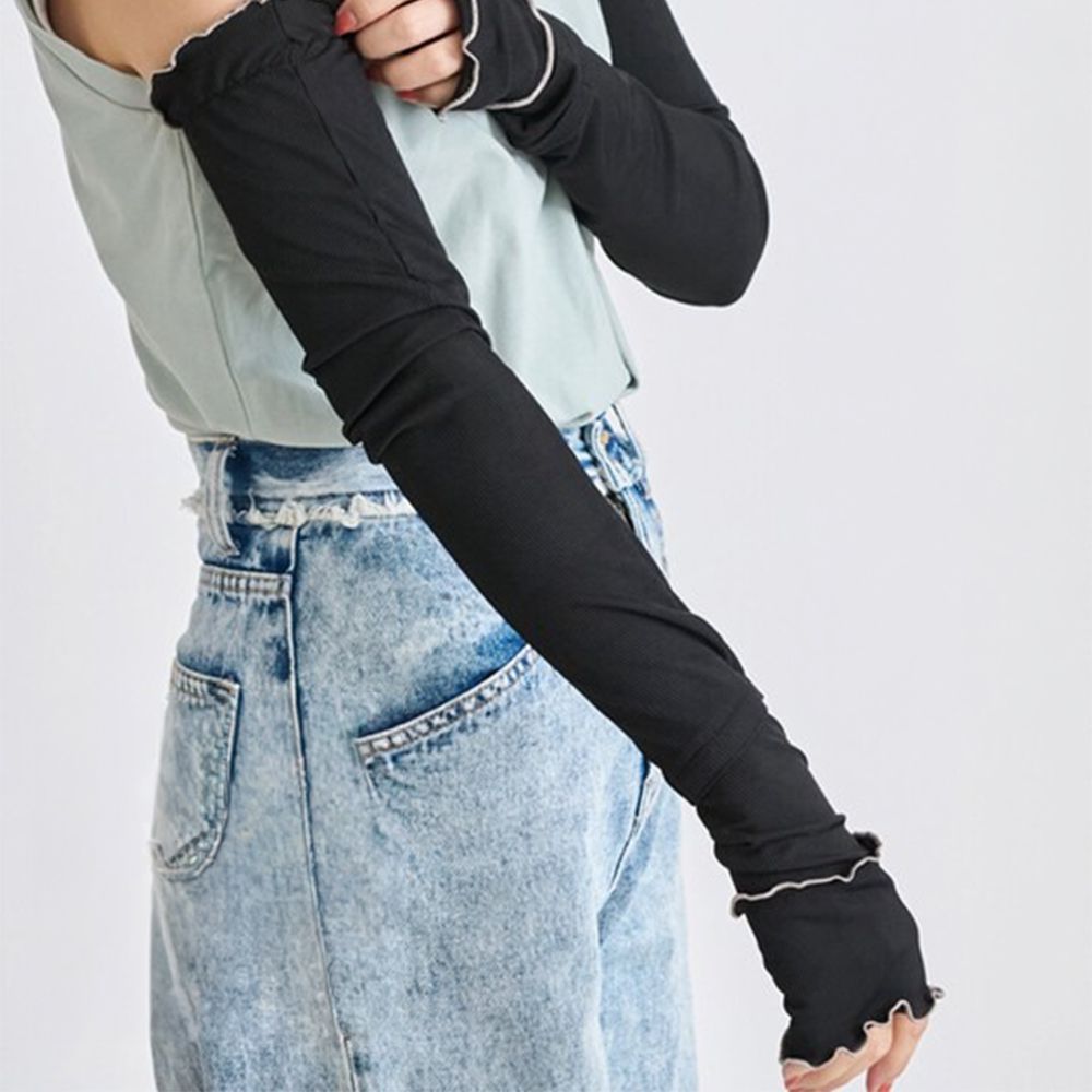 接觸涼感 木耳滾邊抗UV美型袖套-黑x淺棕 (60cm)