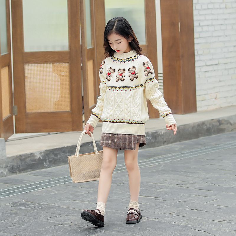 經典小熊麻花紋針織毛衣-米白