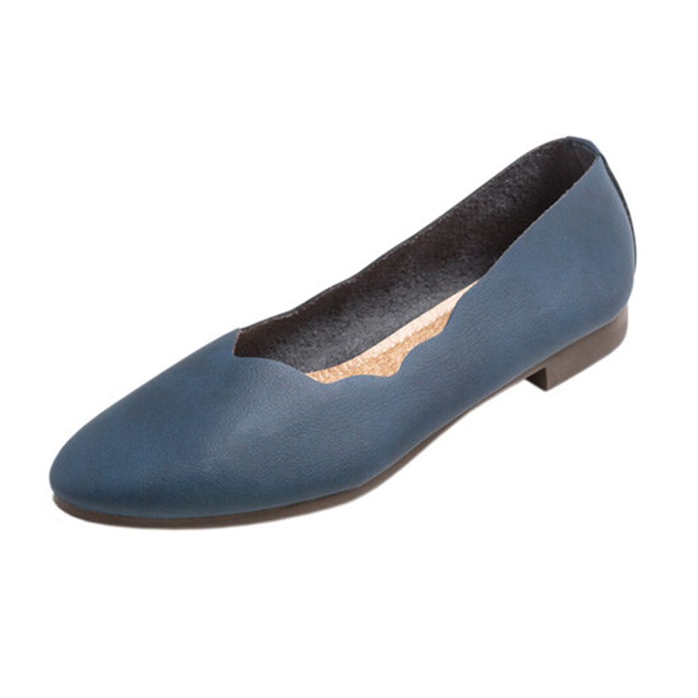 日本女裝代購 - 日本製 仿皮顯瘦尖頭柔軟波浪平底包鞋-深藍