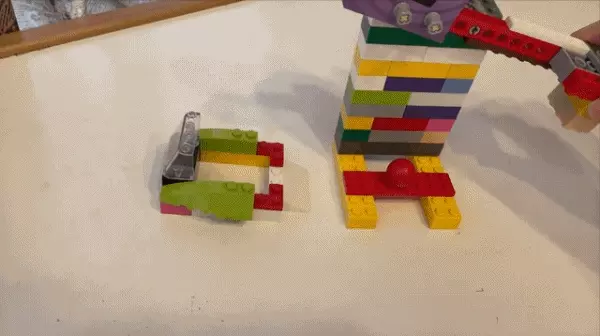 樂高小創客2：打造連環機關，STEAM再升級（獨家附贈33個樂高積木組件 + 8張紙零件）