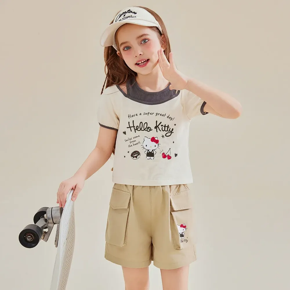 假兩件工裝風上衣+短褲套裝-卡通人物Hello Kitty-卡其色