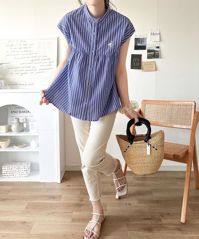 日本 Classical Elf - 刺繡logo成熟俐落法式袖襯衫-藍底白條紋