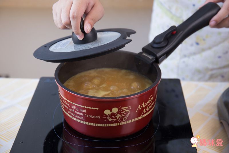 買一送一！【飛馬兒童咖哩】專為幼童設計配方，營養均衡又省時