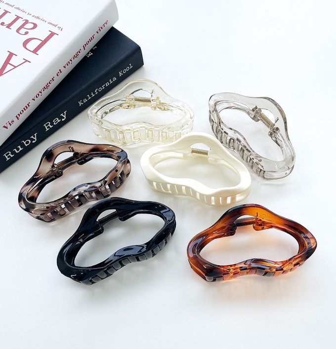 韓國 Soo&Soo - 鏤空波浪造型髮夾/抓夾-白