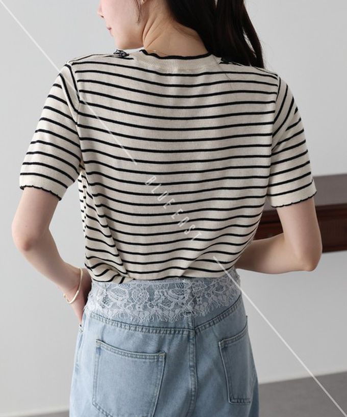 日本 BLUE EAST - 蕾絲蝴蝶結領條紋針織短袖上衣-海軍藍