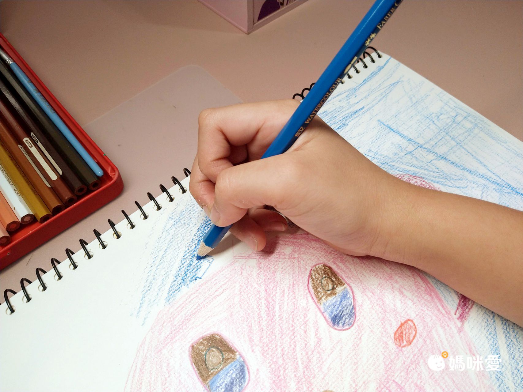 挑戰全網最低價【DEXLIGHT雙臂LED護眼檯燈】360°自由伸縮