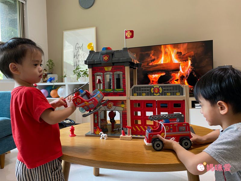 高達30種配件＆機關！【德國 Hape】木製軌道組