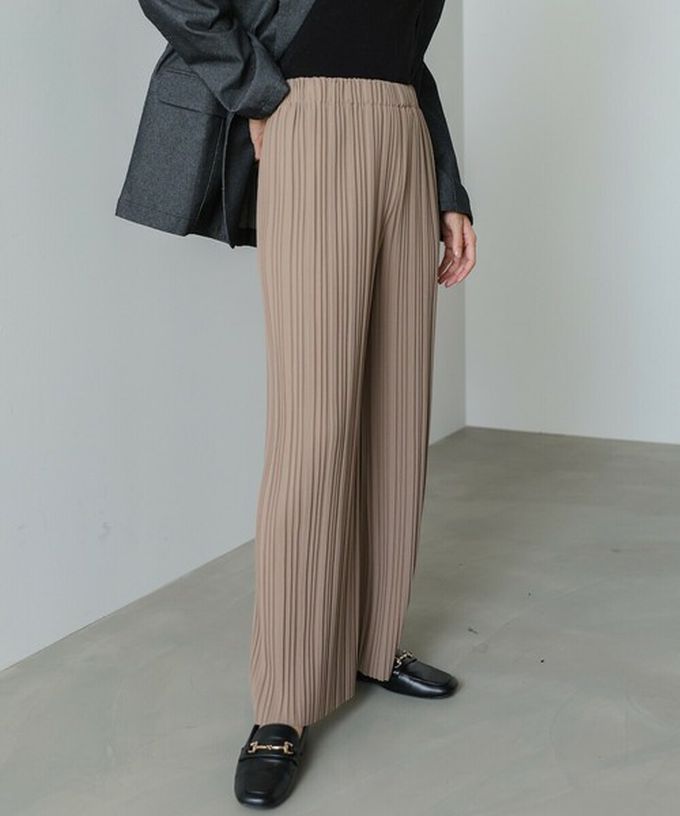 日本 Bab - 光澤修身細百褶舒適長褲-杏棕