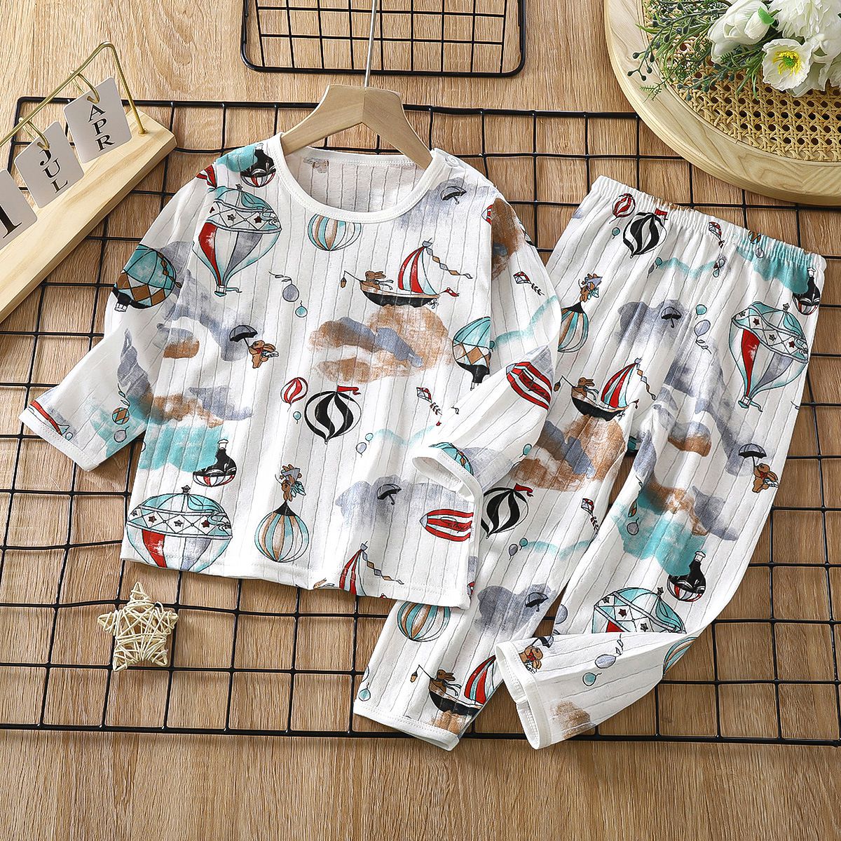 純棉網眼透氣長袖家居服套裝-工程車-白色