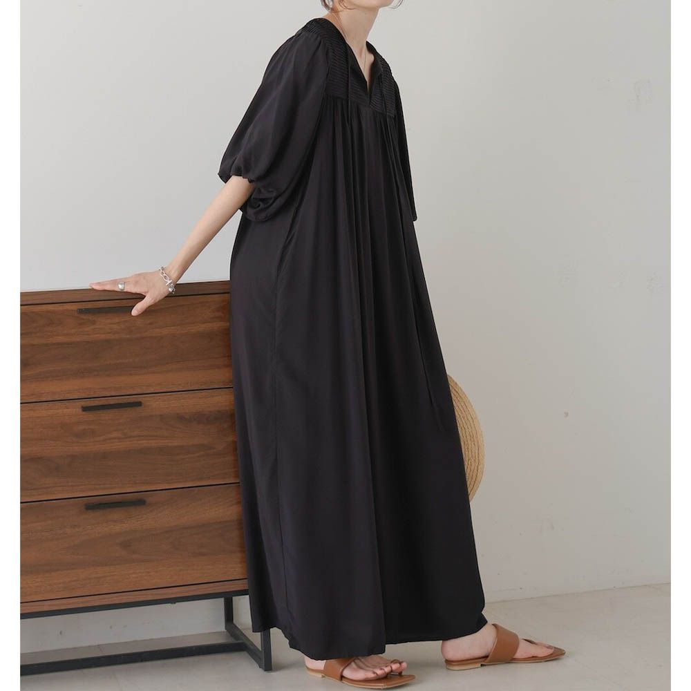 領口休閒綁帶泡泡短袖洋裝-經典黑 (M)