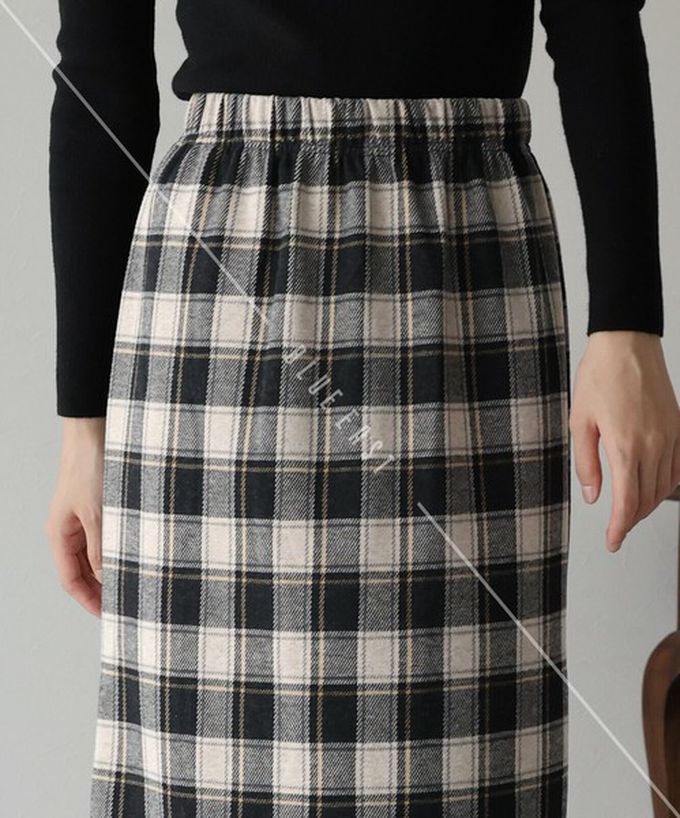 日本 BLUE EAST - 簡潔溫柔格紋後開叉合身長裙-黑x灰